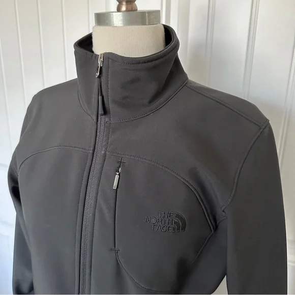 The North Face Windwall Black Jacket - Picture 3 of 11